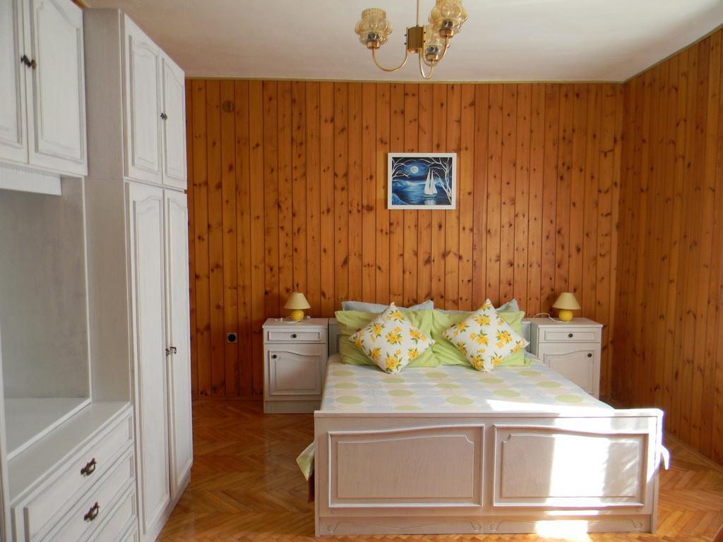 Apartments Gabriel Нин Стая снимка